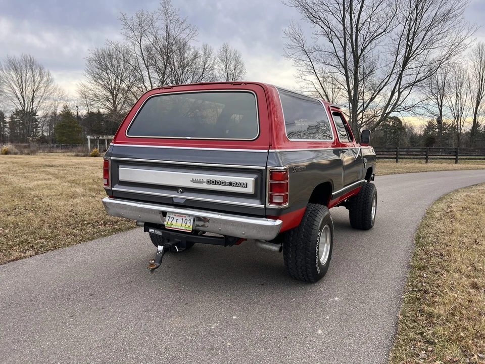 1985 Dodge Ramcharger - Image 5 of 31