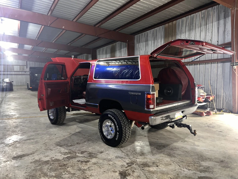 1985 Dodge Ramcharger - Image 14 of 31