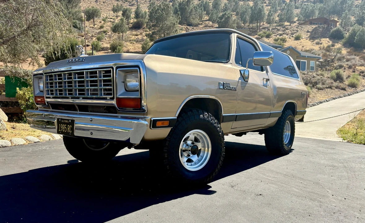 1985 Dodge Ramcharger - Image 3 of 31