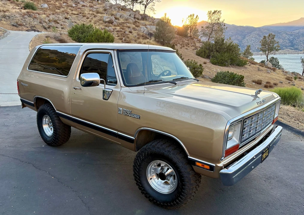 1985 Dodge Ramcharger - Image 29 of 31