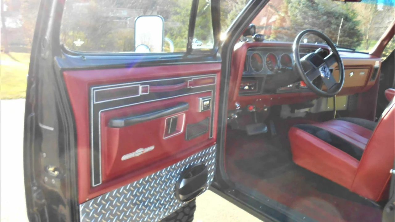 1985 Dodge Ramcharger - Image 4 of 24