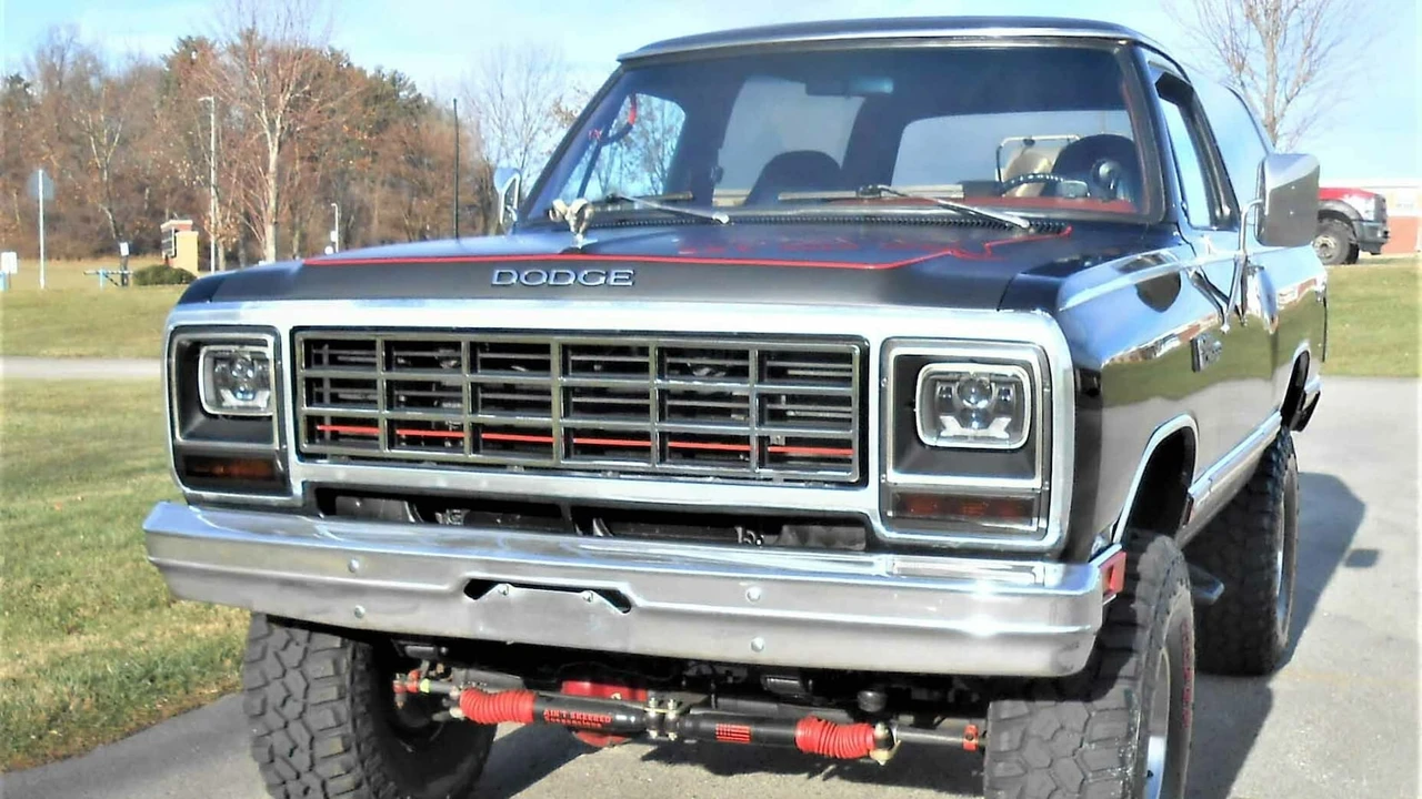 1985 Dodge Ramcharger - Image 20 of 24