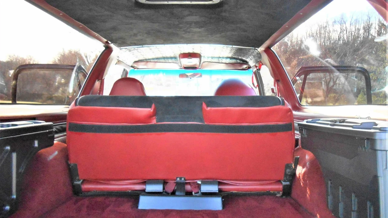 1985 Dodge Ramcharger - Image 14 of 24