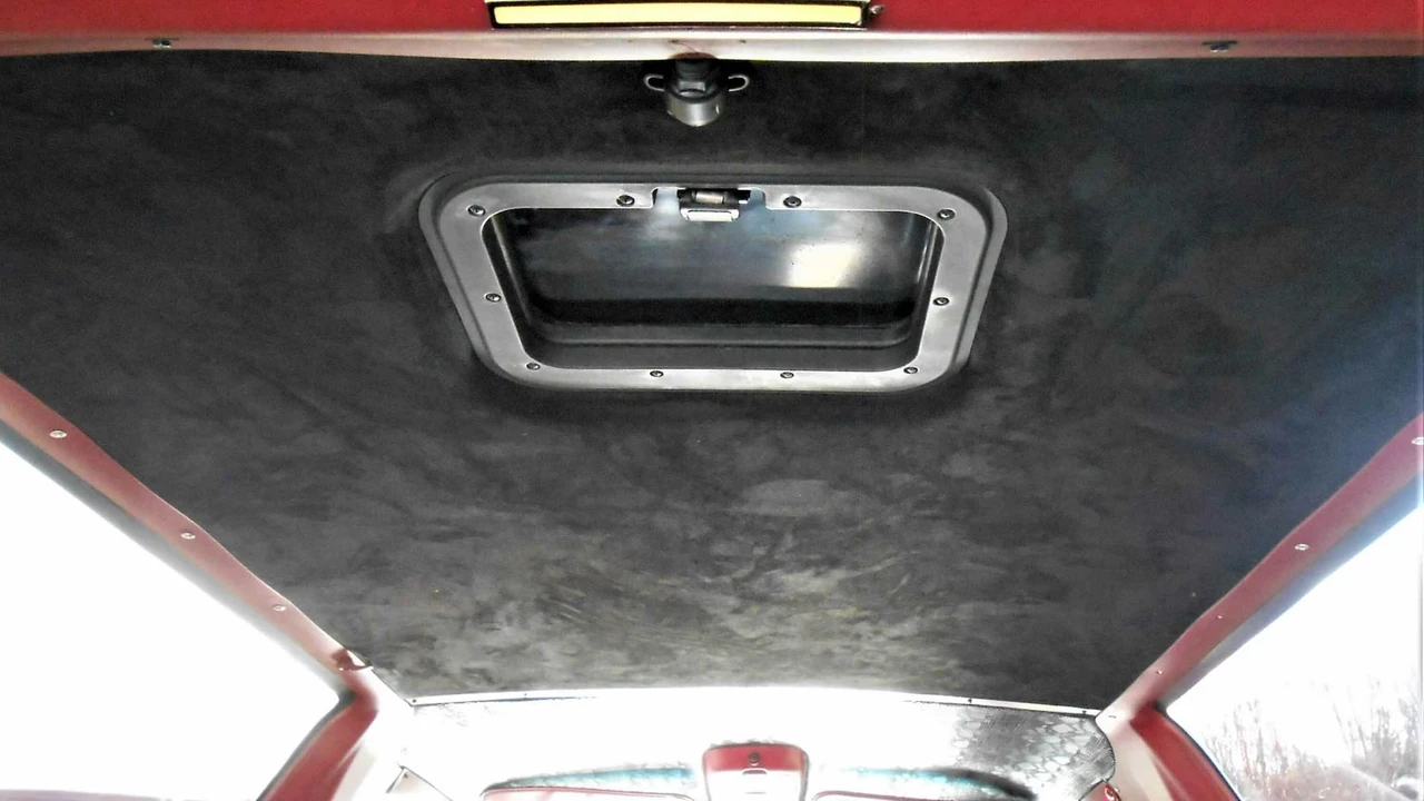 1985 Dodge Ramcharger - Image 17 of 24