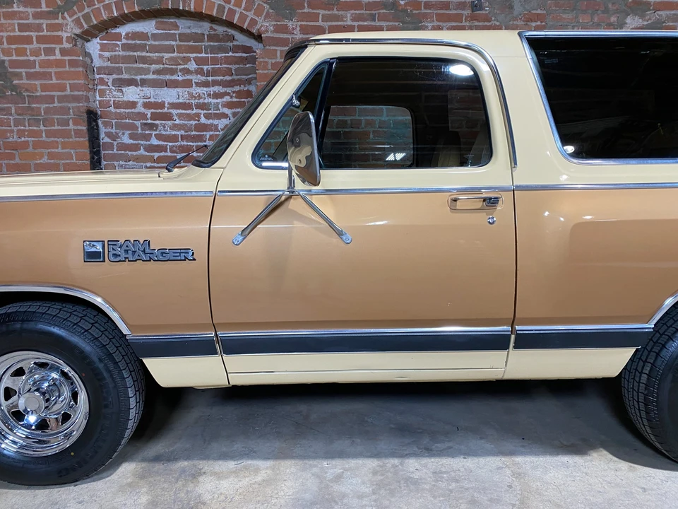 1985 Dodge Ramcharger - Image 30 of 31