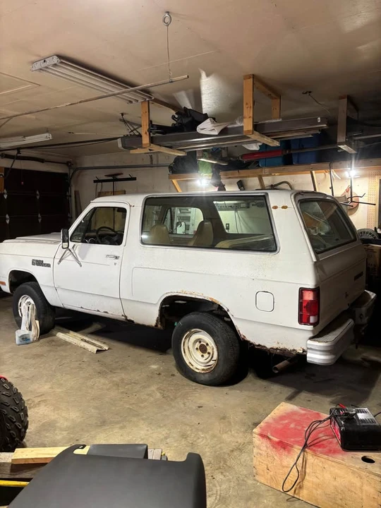 1985 Dodge Ramcharger - Image 2 of 6