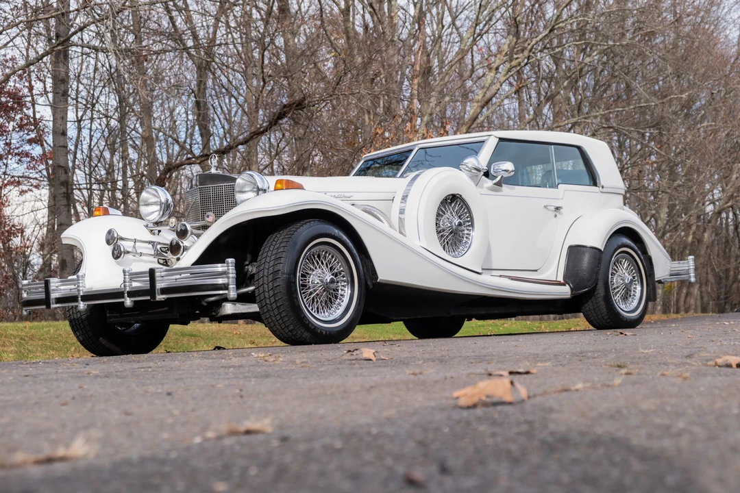1985 Excalibur - Image 9 of 31