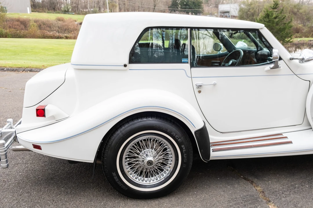 1985 Excalibur - Image 16 of 31