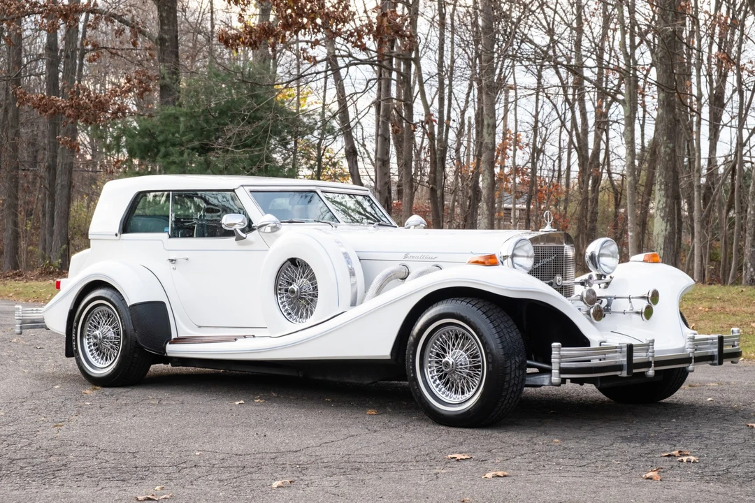 1985 Excalibur - Image 3 of 31