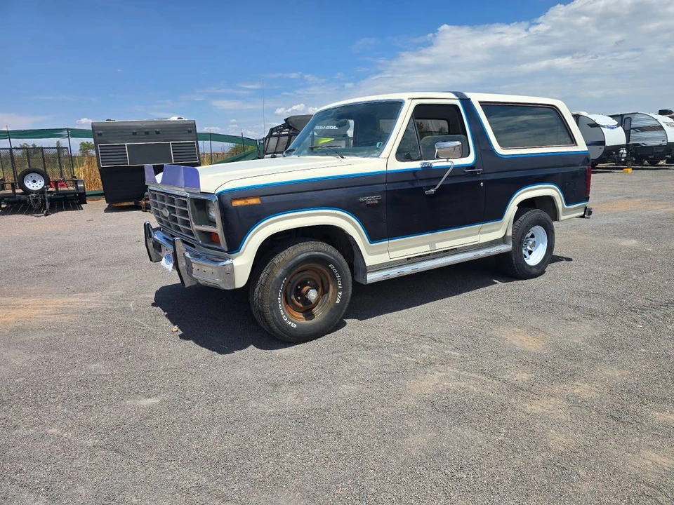 1985 Ford Bronco 3rd Gen - Image 4 of 10