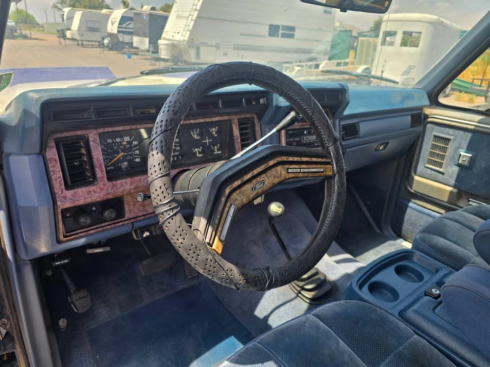 1985 Ford Bronco 3rd Gen - Image 6 of 9
