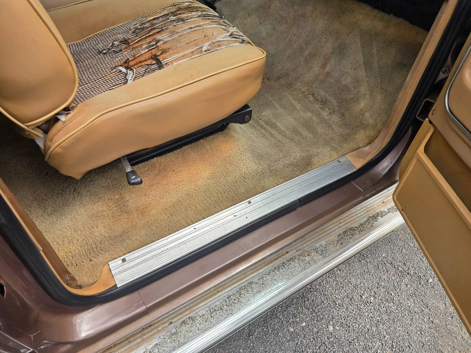 1985 Ford Bronco 3rd Gen - Image 9 of 11
