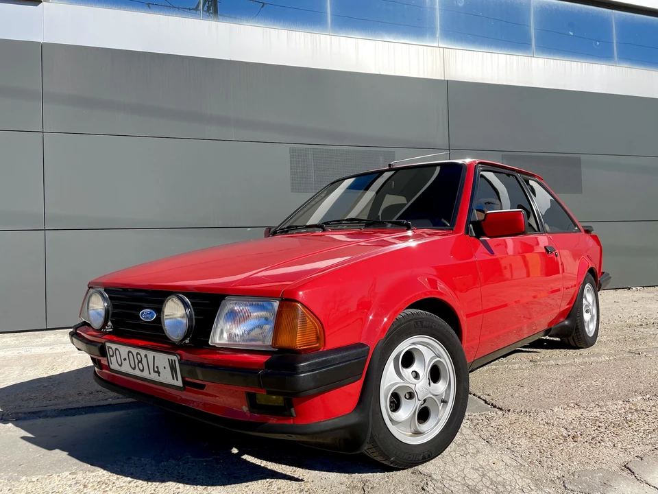 1985 Ford Escort - Image 2 of 31