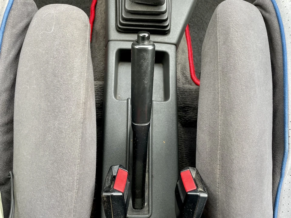 1985 Ford Escort - Image 24 of 31