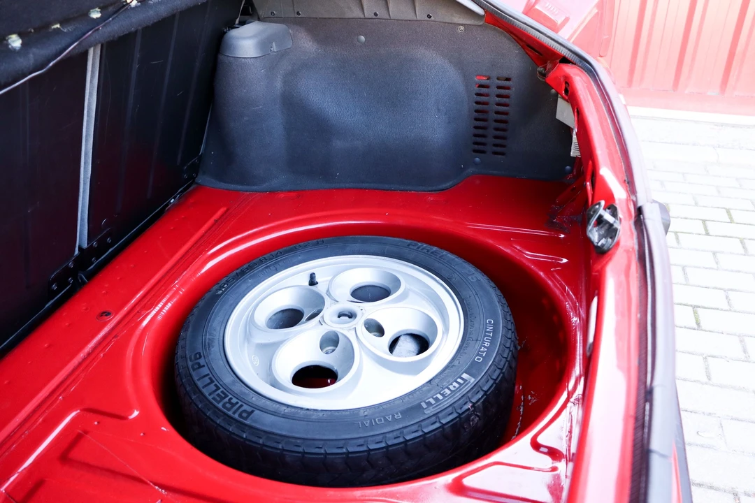 1985 Ford Escort - Image 31 of 31