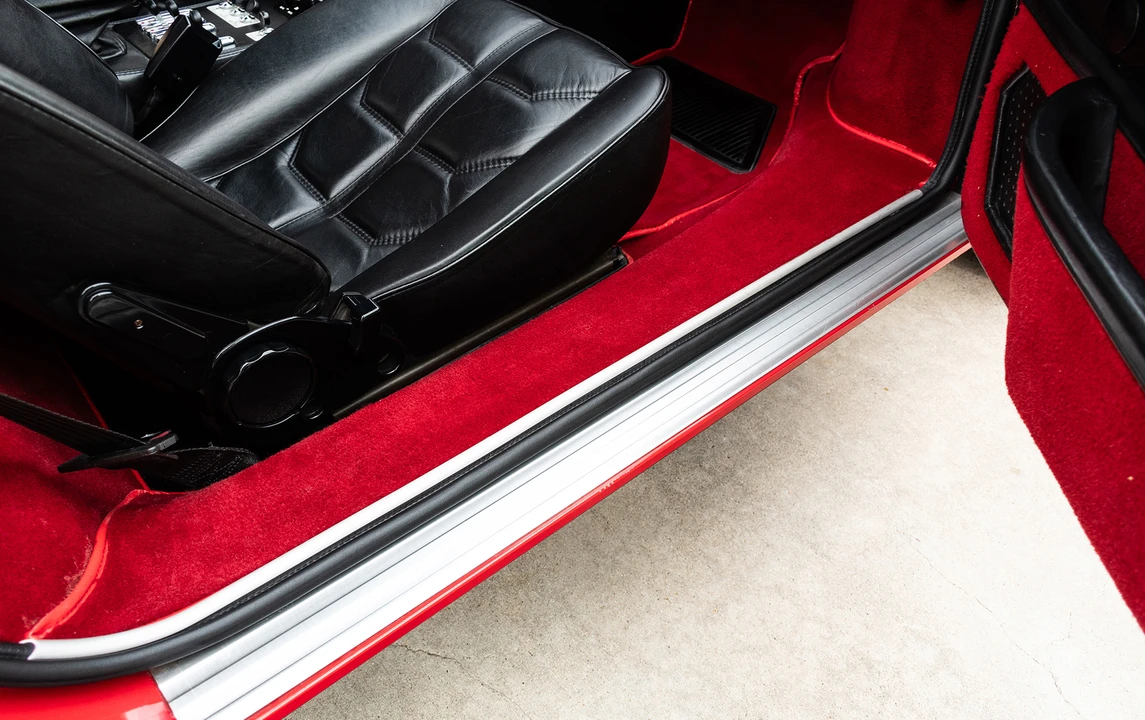 1985 Ferrari 308 GTB QV - Image 27 of 31