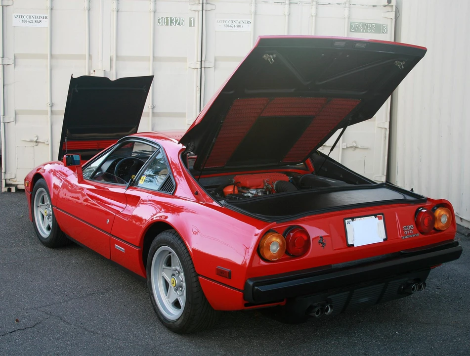 1985 Ferrari 308 GTB QV - Image 24 of 31