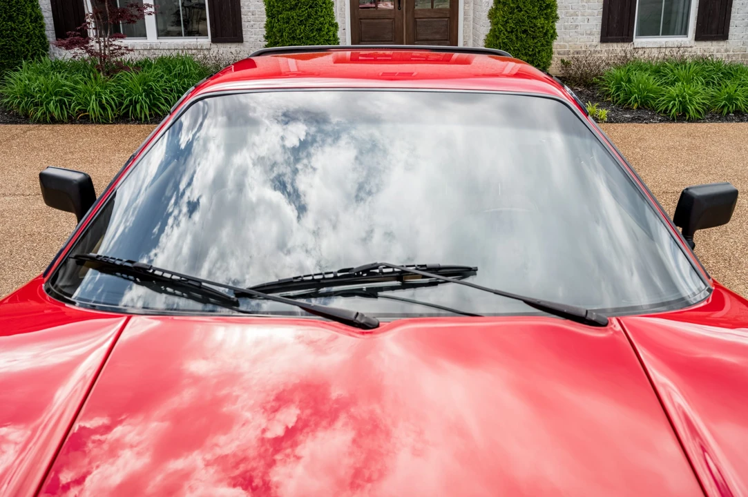 1985 Ferrari 308 GTB QV - Image 25 of 31