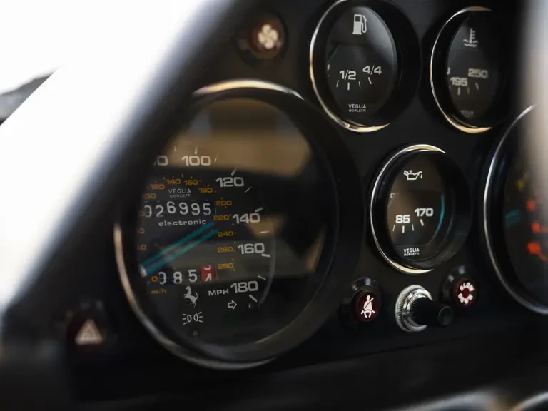 1985 Ferrari 308 GTB QV - Image 15 of 31
