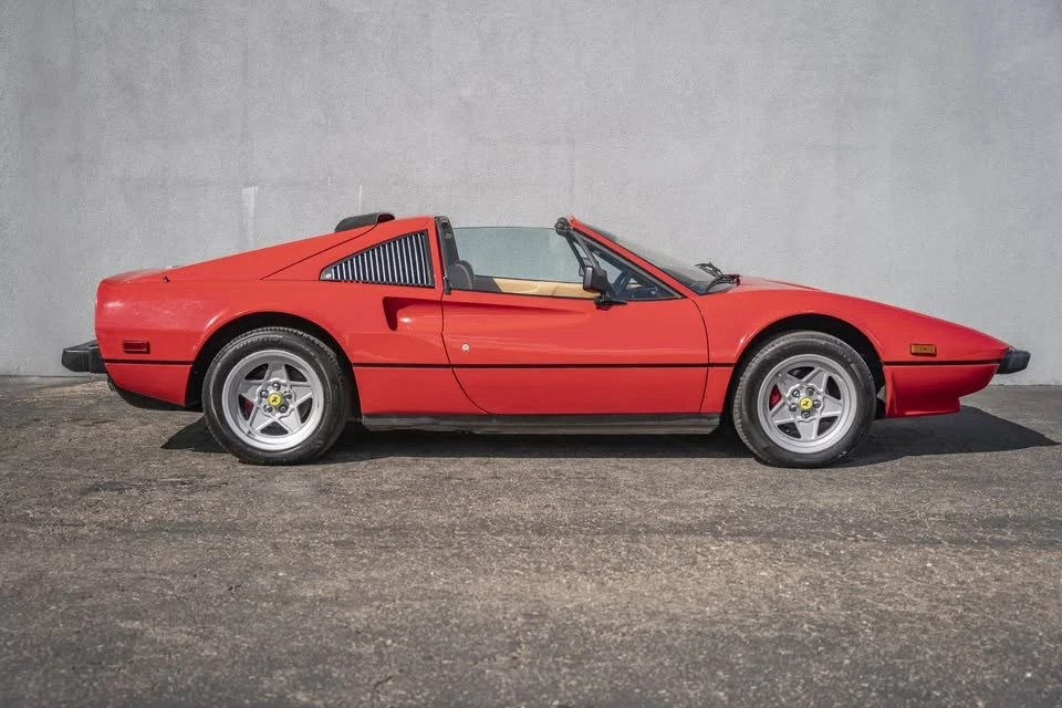 1985 Ferrari 308 GTS - Image 2 of 20