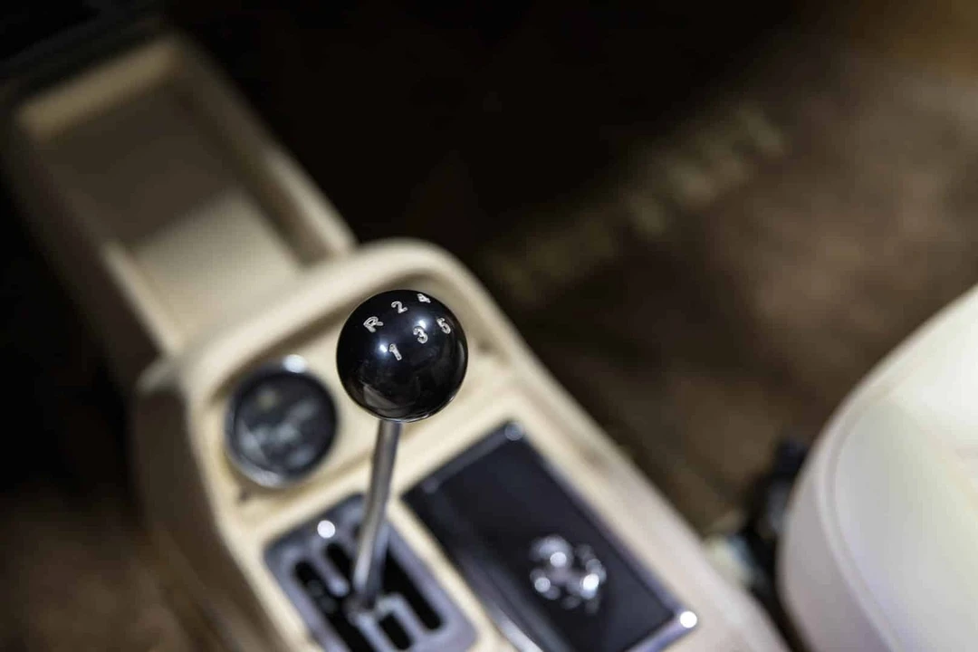 1985 Ferrari 308 - Image 29 of 31