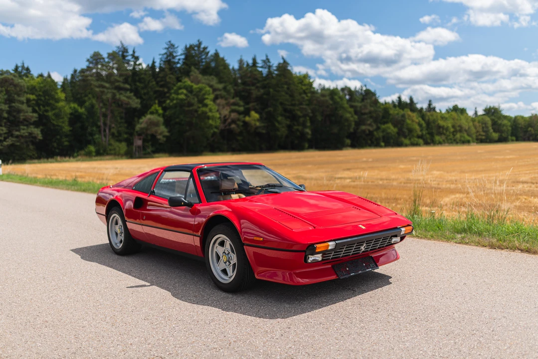 1985 Ferrari 308 GTS QV - Image 8 of 31