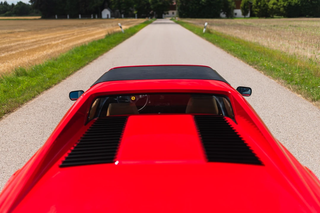 1985 Ferrari 308 GTS QV - Image 25 of 31