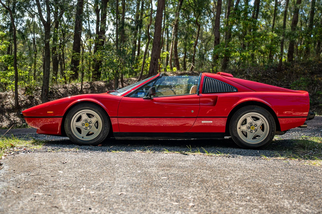 1985 Ferrari 308 GTS QV - Image 4 of 31