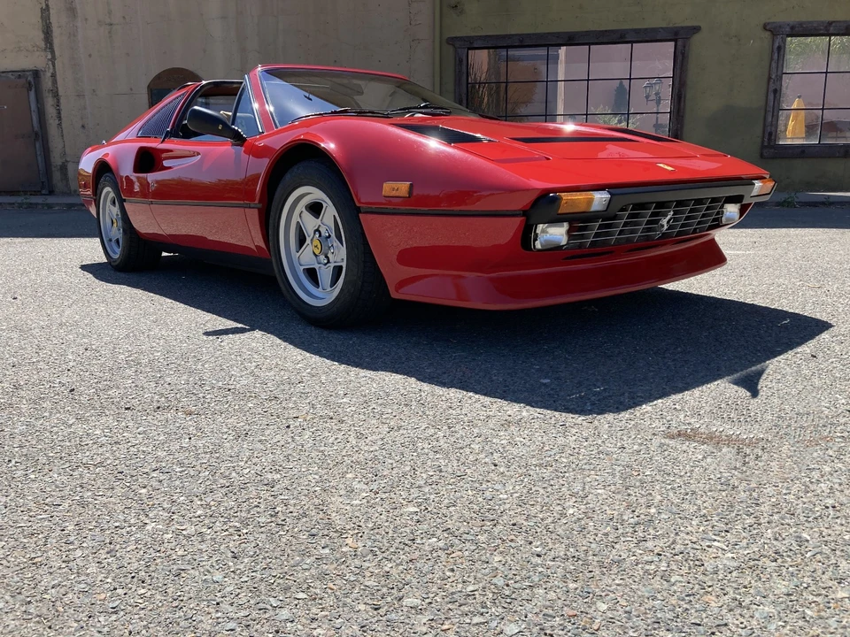 1985 Ferrari 308 GTS QV - Image 4 of 21