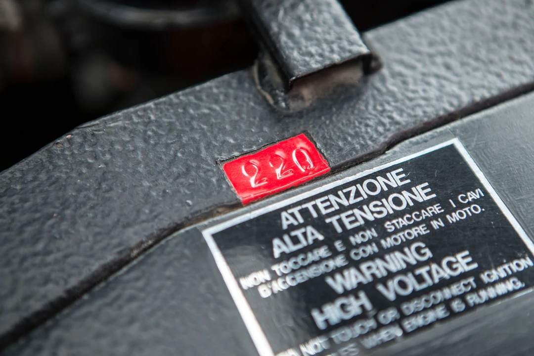 1985 Ferrari 308 GTS QV - Image 26 of 31