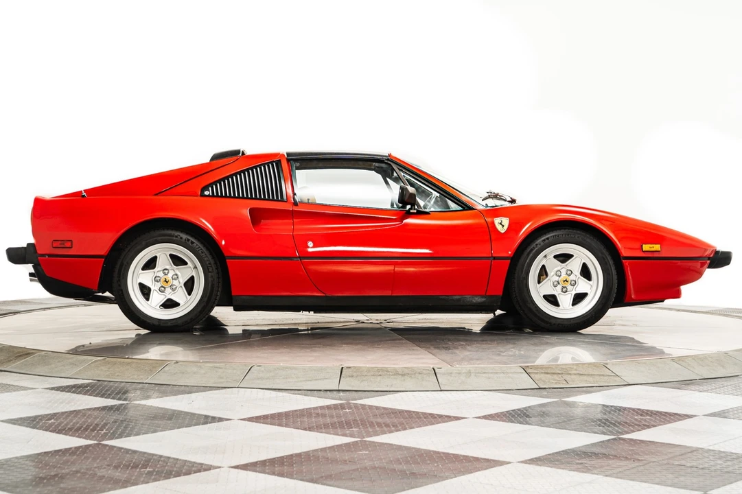 1985 Ferrari 308 GTS QV - Image 18 of 21