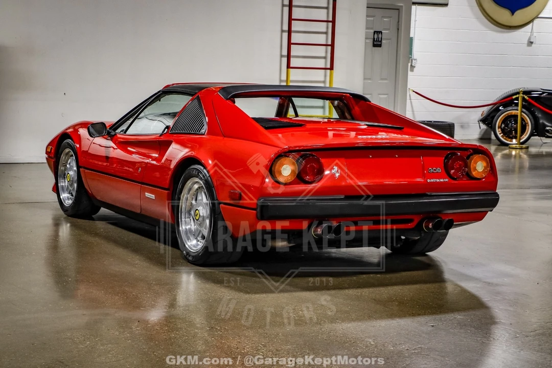 1985 Ferrari 308 GTS QV - Image 9 of 12
