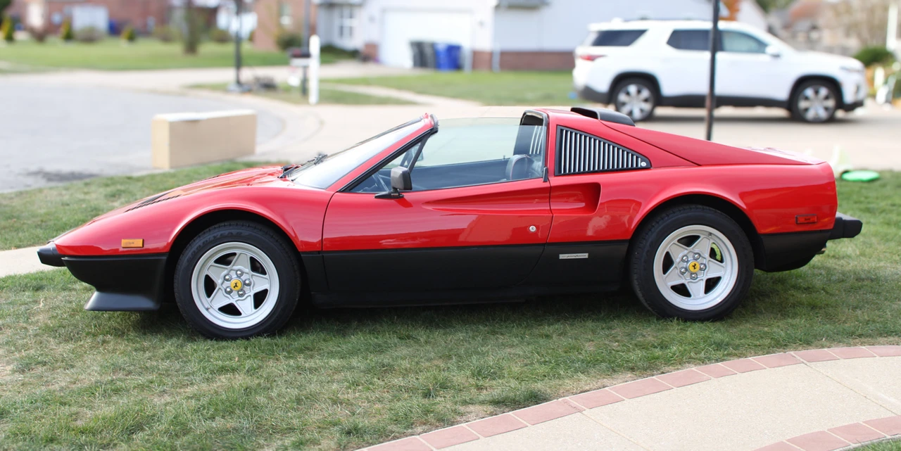 1985 Ferrari 308 GTS QV - Image 14 of 31