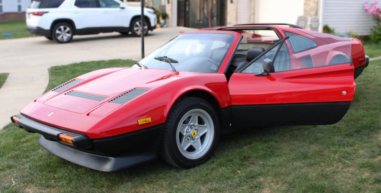 1985 Ferrari 308 GTS QV - Image 15 of 31