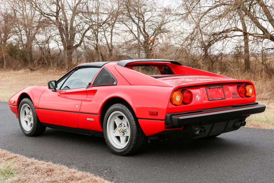 1985 Ferrari 308 GTS QV - Image 8 of 31