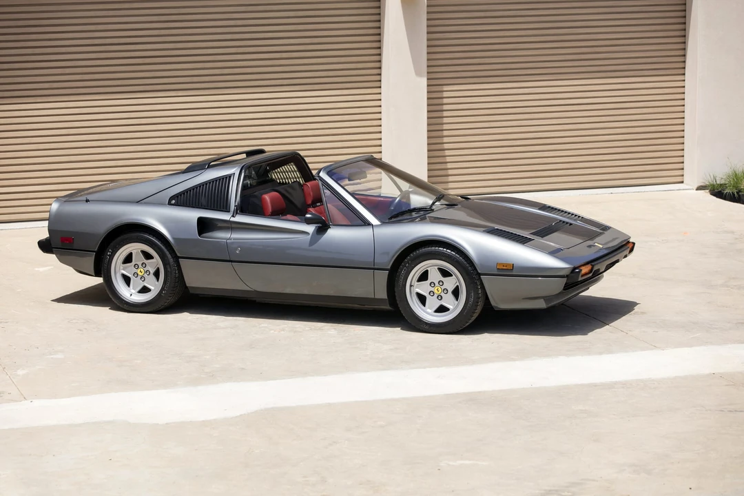 1985 Ferrari 308 GTS QV - Image 2 of 31