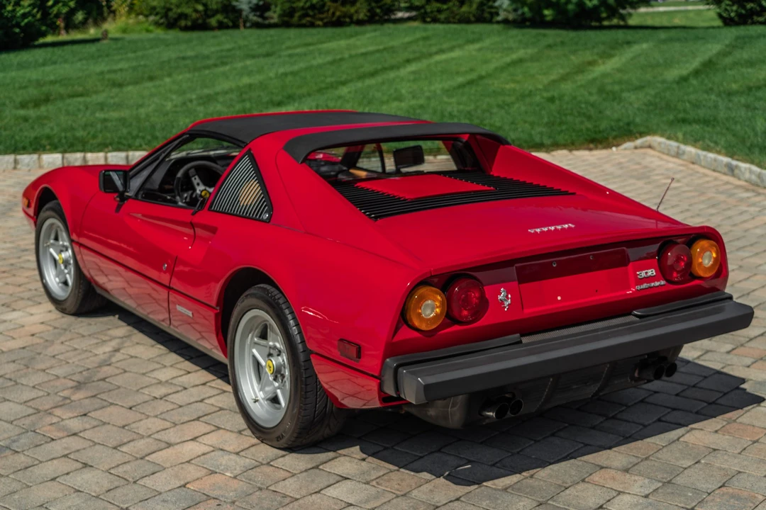 1985 Ferrari 308 GTS QV - Image 12 of 31