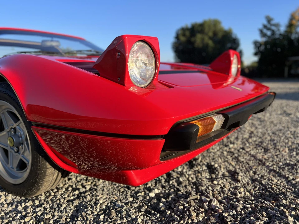 1985 Ferrari 308 GTS QV - Image 27 of 31
