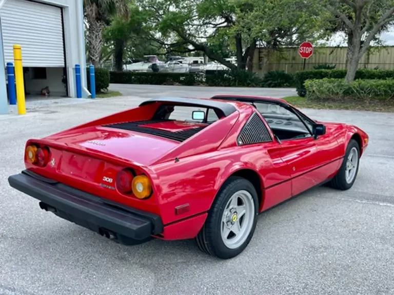 1985 Ferrari 308 GTS QV - Image 3 of 17