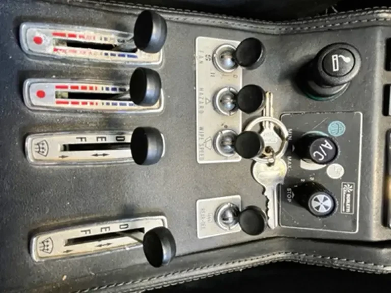 1985 Ferrari 308 GTS QV - Image 13 of 17