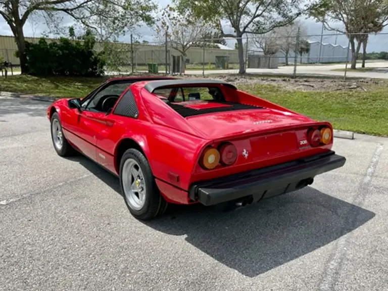 1985 Ferrari 308 GTS QV - Image 10 of 17