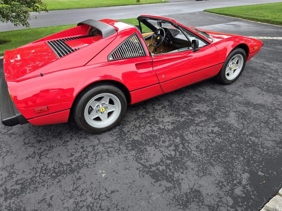 1985 Ferrari - Image 13 of 31
