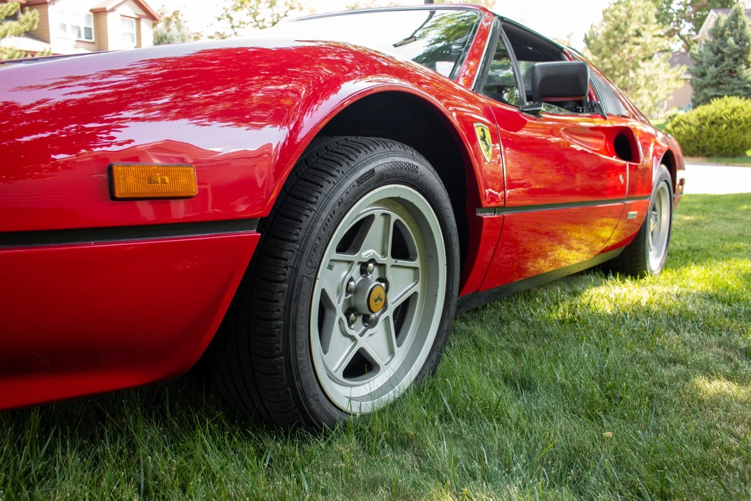 1985 Ferrari 308 GTS QV - Image 15 of 31