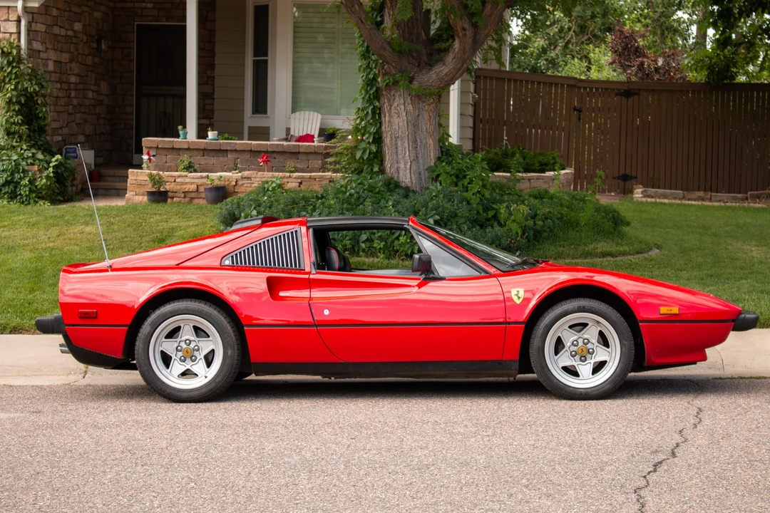 1985 Ferrari 308 GTS QV - Image 6 of 31
