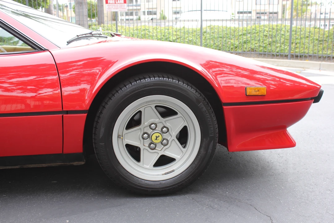 1985 Ferrari 308 GTS QV - Image 20 of 31