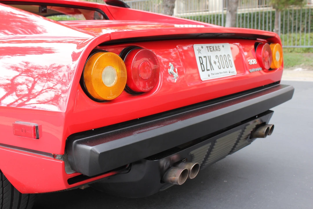1985 Ferrari 308 GTS QV - Image 24 of 31