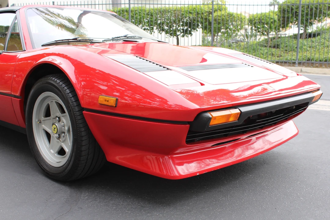 1985 Ferrari 308 GTS QV - Image 28 of 31