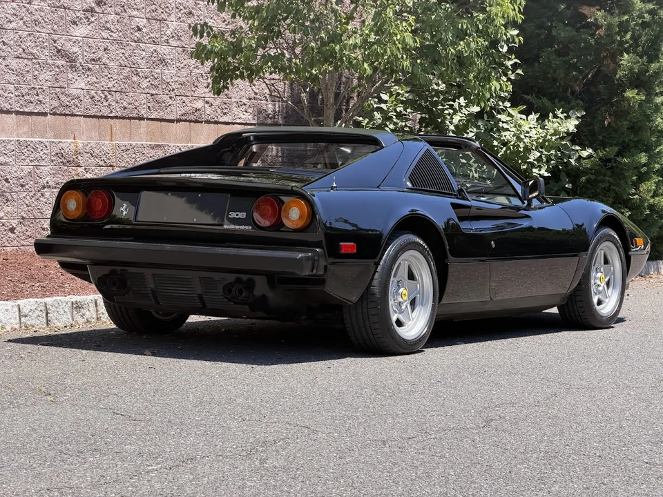 1985 Ferrari 308 GTS QV - Image 18 of 31