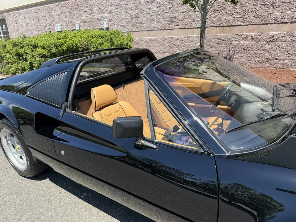 1985 Ferrari 308 GTS QV - Image 29 of 31