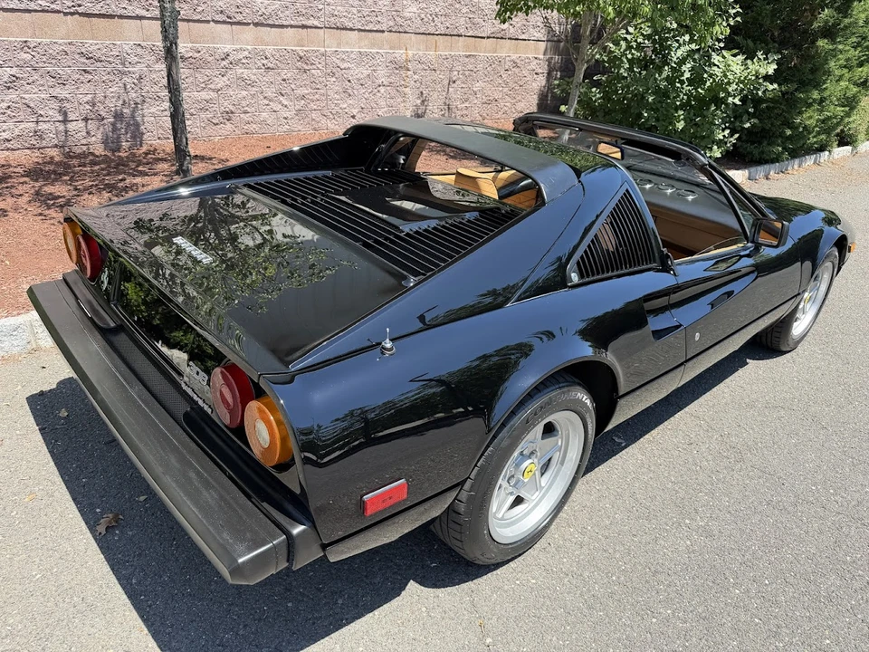 1985 Ferrari 308 GTS QV - Image 20 of 31